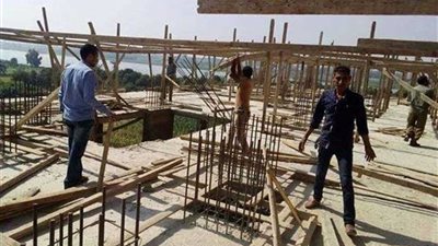 تجميل وإزالة التعديات وتطهير مخرات السيول بمركز المنيا