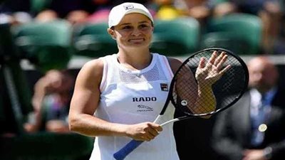 الاسترالية بارتي تحتفظ بصدارة التصنيف العالمي لتنس السيدات