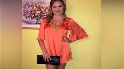 شاهد جمال وأناقة المحترفة البرازيلية باولا كاميلا نجمة طائرة سيدات الأهلي