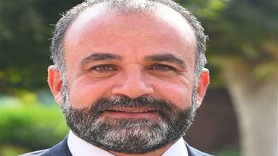 الحسينى ورفاقه فى مواجهة صعبة امام نجوم العالم ببطولة رواد السلاح