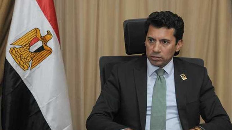 وزير الشباب والرياضة