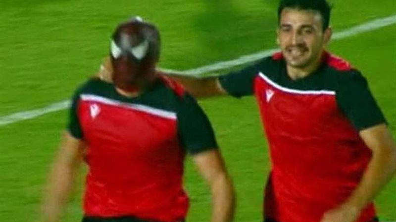 رأسية فاروق تفسد