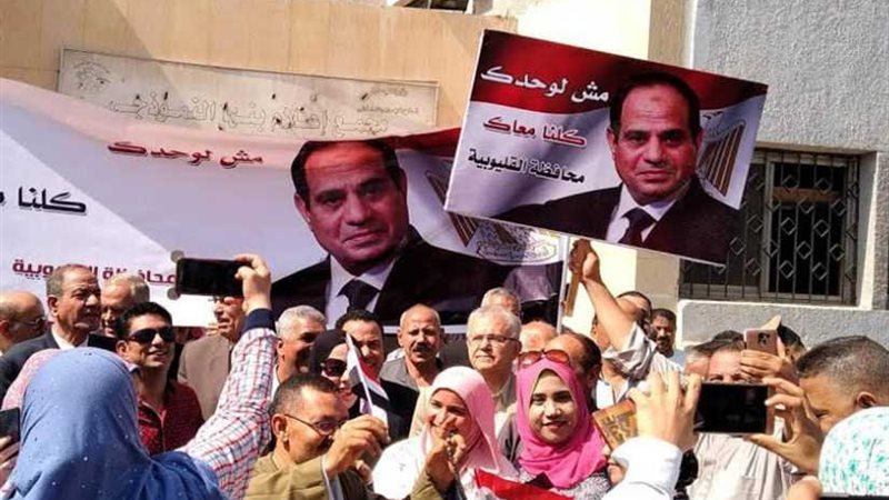 على أنغام تسلم الأيادي..