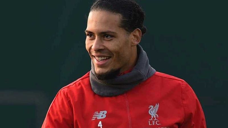 فان دايك مدافع ليفربول: