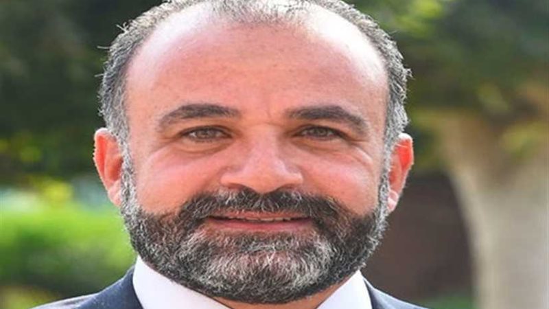 الحسينى ورفاقه فى