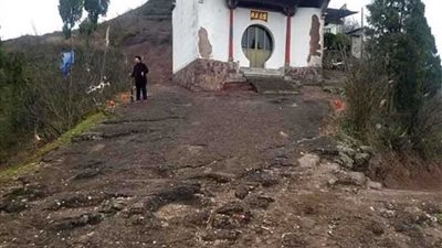 اكتشاف حفريات لأقدام ديناصورات تعود لمائة مليون سنة شرقي الصين