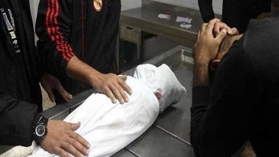 مصرع طفل صدمته سيارة أثناء لهوه أمام منزله بالبحيرة