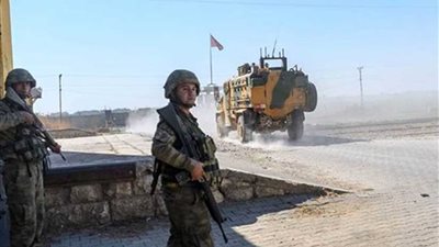 إصابة 17 شخصا ببلدة تركية قصفتها قوات سوريا الديمقراطية