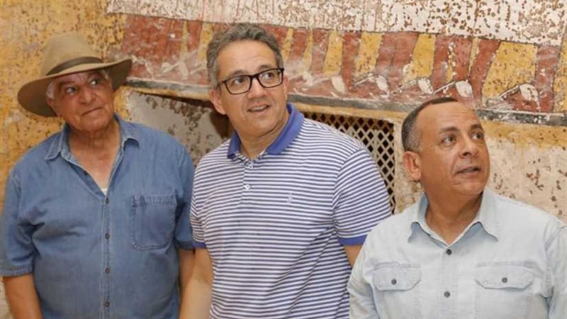 عناني وحواس ووزيري