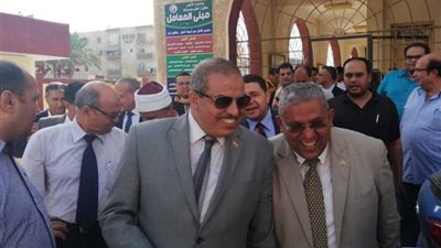 رئيس جامعة الأزهر يتفقد كليتى طب البنين والبنات بدمياط