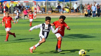 نجوم الكرة يشهدون افتتاح مهرجان البراعم في إيروسبورت