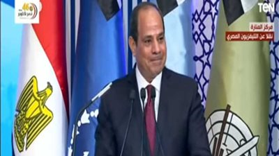 الرئيس السيسي : مصر قادرة على التعامل مع أية تحديات تواجهها