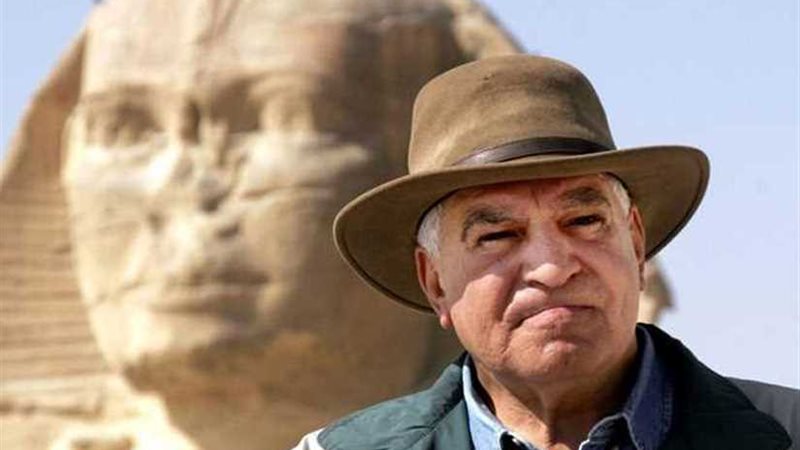 زاهي حواس يكشف أسرار