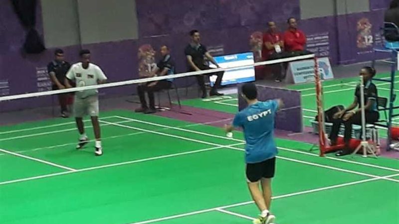 الريشة الطائرة يواصلون