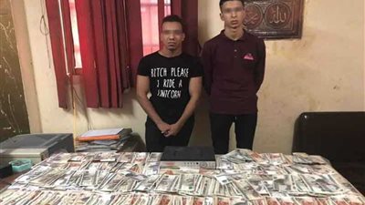 عاملان في مهمة إجرامية.. سرقا 72 ألف من محل بالزاوية الحمراء