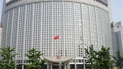 نائب رئيس الصين يحضر مراسم تنصيب الرئيس الإندونيسي وتتويج إمبراطور اليابان