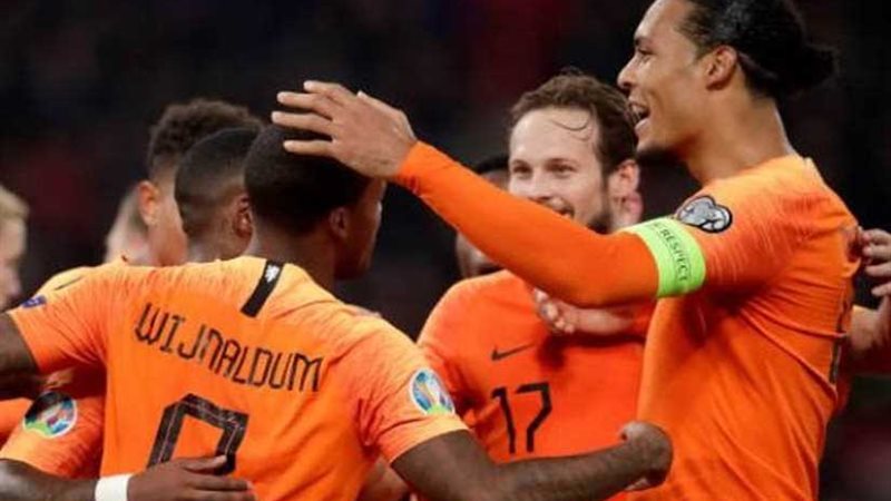 فوز هولندا على بيلاروسيا