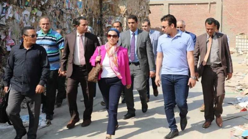 جولة مفاجئة لوزيرة