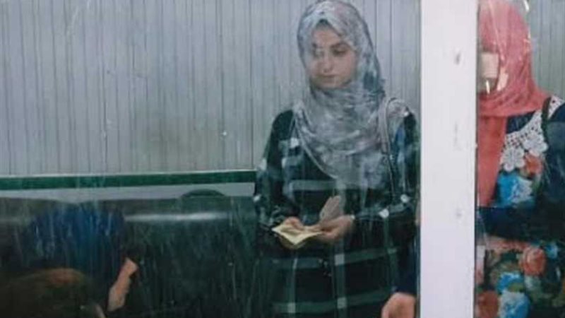 فحص طلاب الفرقة الأولي