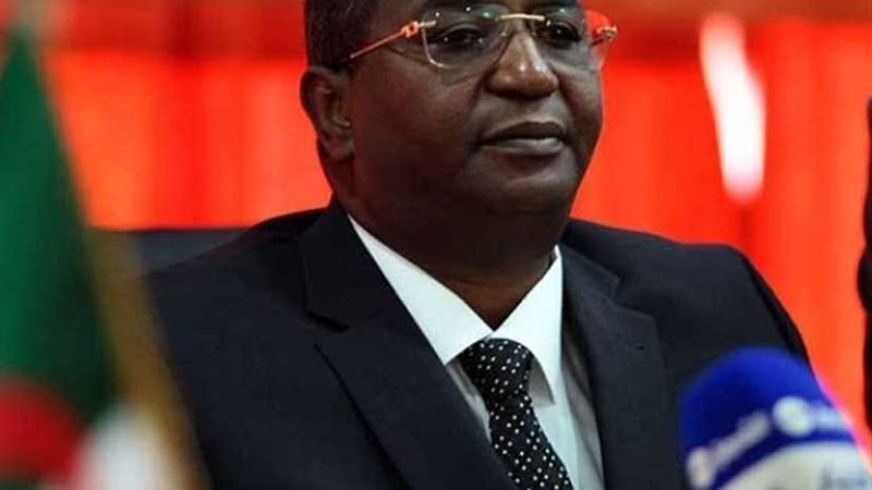 الجزائر تشارك في