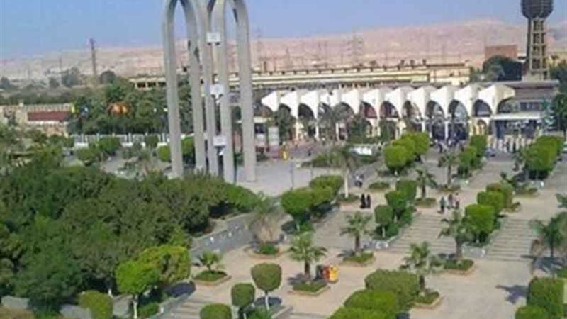 سوق خيرية بالتعاون