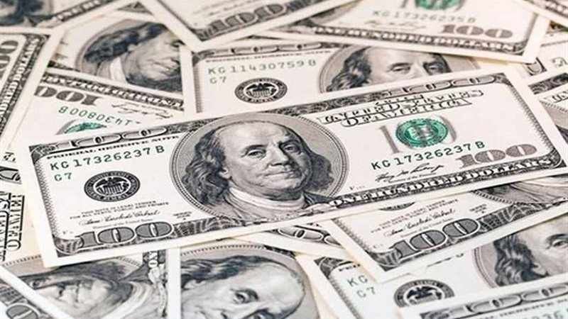 الدولار يواصل تراجعه
