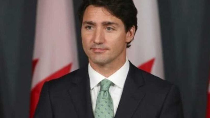 ترودو: التصويت لليبراليين