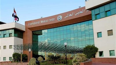 خبير فى جراحات الأنف والأذن والحنجرة بالمركز الطبى العالمى