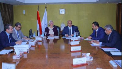 النقل: تحويل الموانئ المصرية إلى 