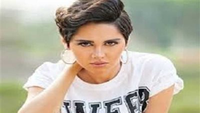 ياسمين رئيس تكشف حقيقة طلاقها