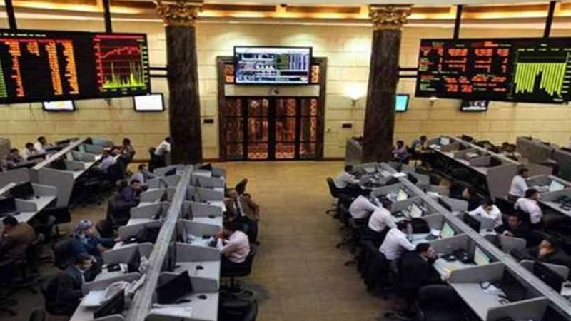 تباين أداء مؤشرات