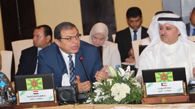 مصر تشيد بدور 