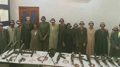 ضبط رشاش جرينوف و15 بندقية خلال حملة بأبنوب