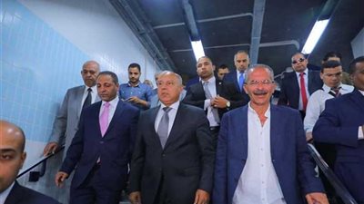 وزير النقل يشهد تشغيل محطة هليوبوليس