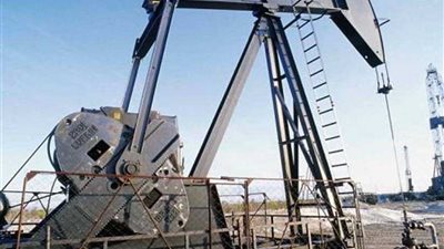 بدء إعادة إعمار حقول النفط والغاز في الرقة السورية