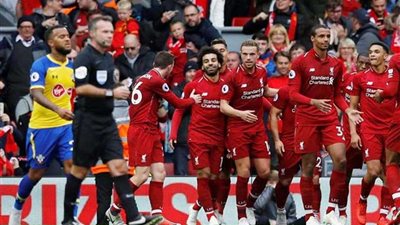 ليفربول يخطط لعقد صفقة جديدة مع بن وايت لدعم دفاعه