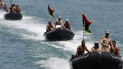 البحرية الليبية تنقذ 89 مهاجرًا 