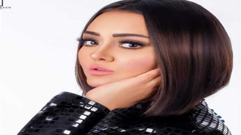 الفنانة راندا البحيري