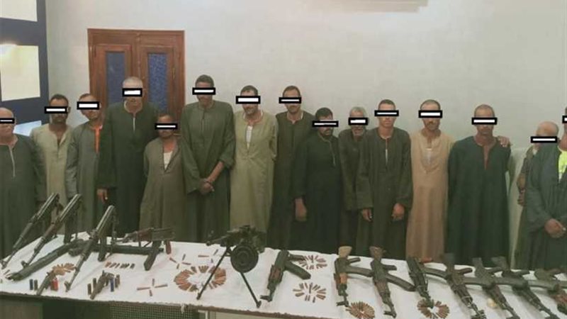 ضبط رشاش جرينوف و15