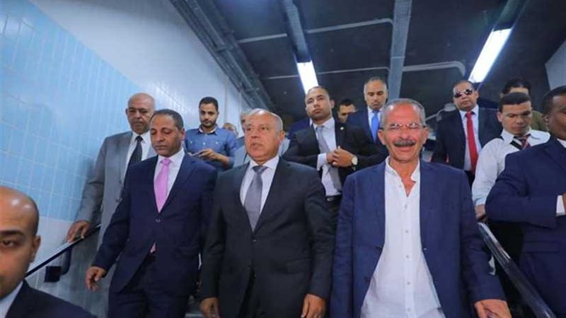 وزير النقل يشهد تشغيل