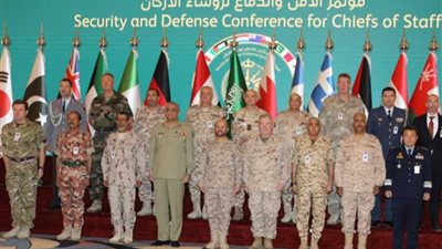 عاجل.. رؤساء الأركان بدول الخليج وعدد من الدول الشقيقة والصديقة يشاركون في مؤتمر الأمن والدفاع بالرياض