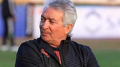 حلمى طولان : هزيمة انبي أمام أسوان جاءت بسبب التأثر بحراة الجو