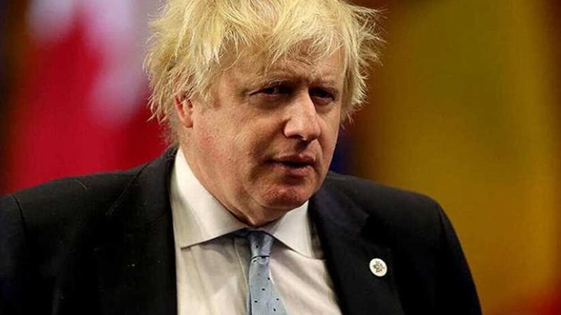 عاجل.. جونسون يهدد