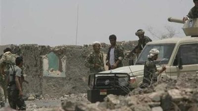 الحوثيون يمنعون دخول 8 ناقلات وقود لميناء الحديدة