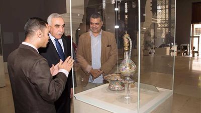 سفير العراق يزور متحف الفن الإسلامي في القاهرة