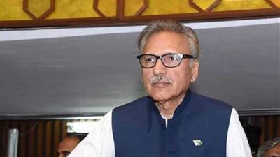 الرئيس الباكستاني يصل إلى آذربيجان لحضور قمة حركة عدم الانحياز