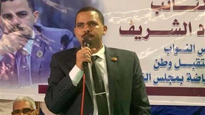 تكريم أوائل الثانوية العامة بمدرسة الأشراف الثانوية المشتركة بقنا