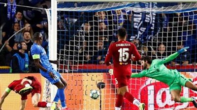 بمشاركة «صلاح».. ليفربول يتقدم على جينك البلجيكي في الشوط الأول