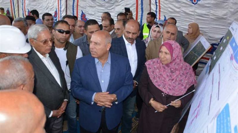 وزير النقل يتفقد