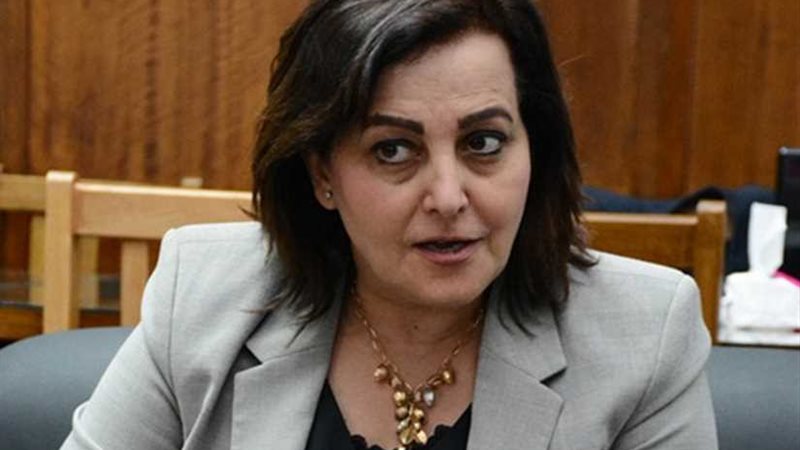 محرز تبحث مع 3 نواب